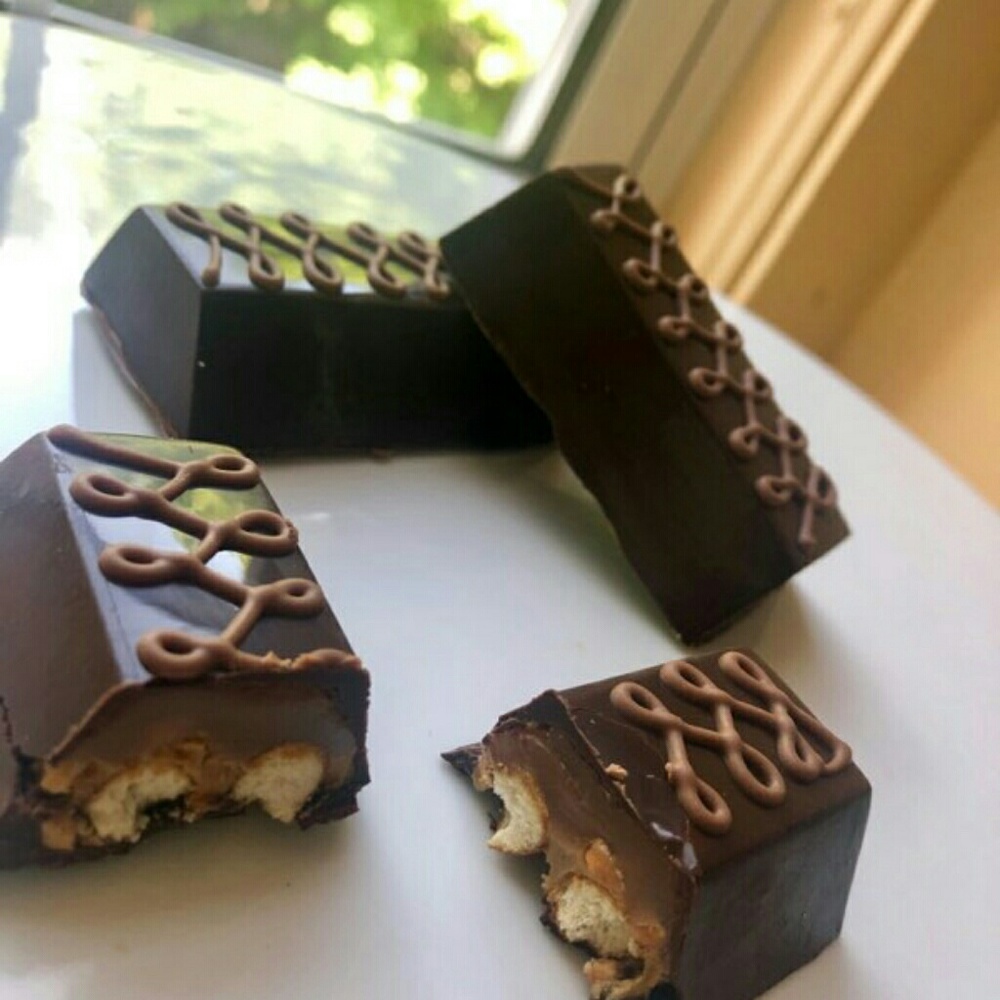 Meet your Posher, Antoinette